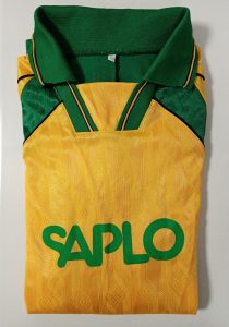 Maglia SAPLO per i tornei di calcio tra aziende, Malteria SAPLO, Pomezia (RM), anni 1980. Archivio Storico aziendale Malteria SAPLO, Pomezia